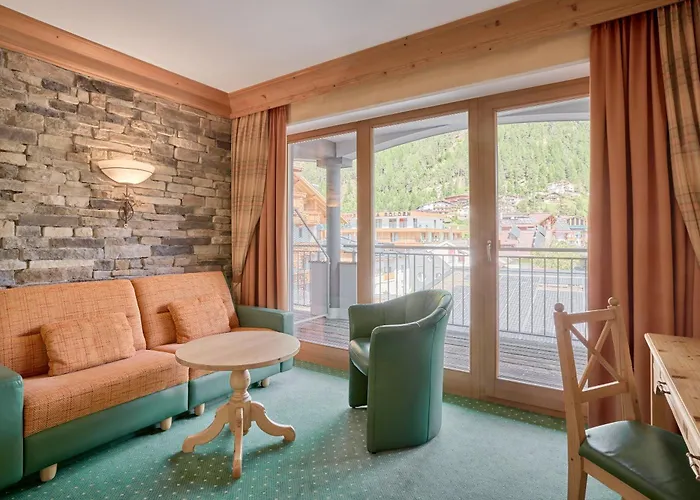 Riders In Hotel Sölden