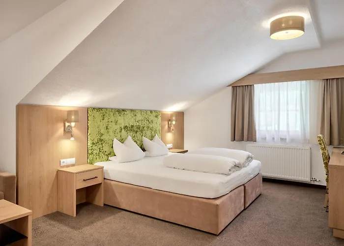 Riders In 3* Sölden