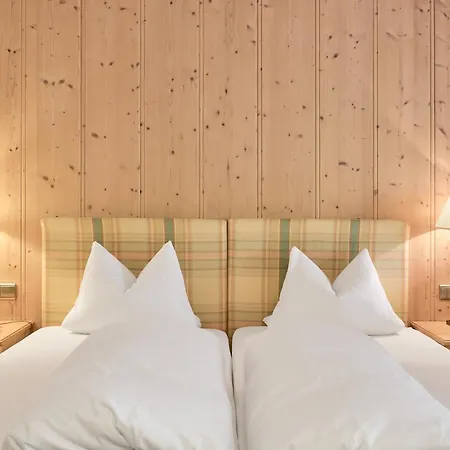 Riders In Hotel Sölden