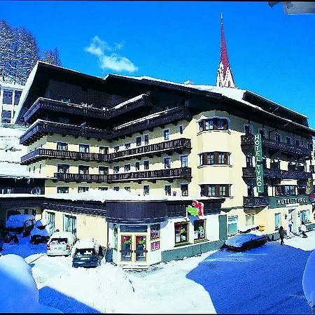 Riders In Hotel Sölden