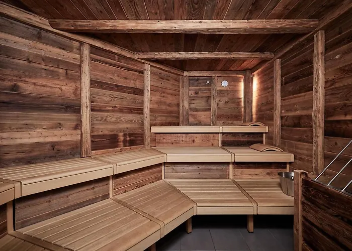 Riders In Hotel Sölden